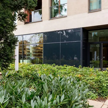 19 Dzielnica By Renters Apartmán *